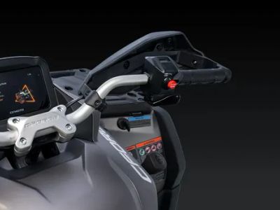 2026 CFMOTO CForce 1000 Touring - Photo 2