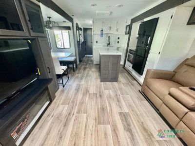 2026 Venture RV SportTrek Touring Edition — photo 7 view