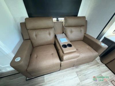 2026 Venture RV SportTrek Touring Edition — photo 27 view