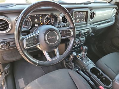 2020 Jeep Wrangler - Photo 4