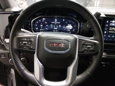 2025 GMC Sierra 1500 - Photo 12