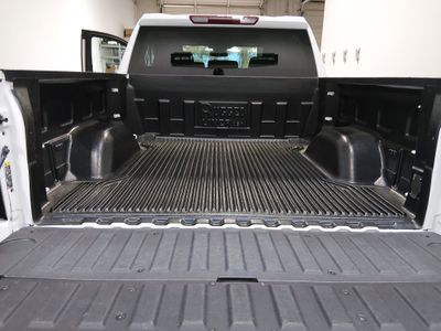2025 GMC Sierra 1500 - Photo 11