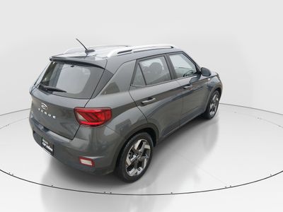 2025 Hyundai Venue — photo 7 view
