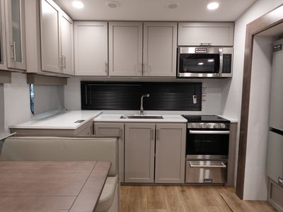 2026 Alliance RV Avenue - Photo 5