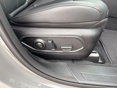 2026 Jeep Cherokee - Photo 57