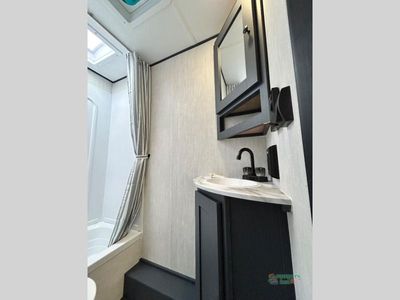 2025 Coachmen RV Apex X Series - Photo 47