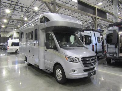 2026 Winnebago VIEW - Photo 1