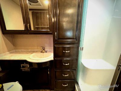 2021 Holiday Rambler Vacationer — photo 8 view