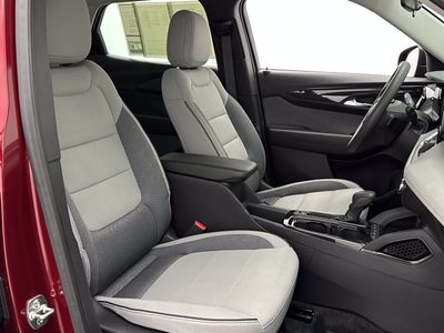 2025 Chevrolet Trailblazer - Photo 32