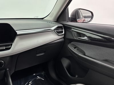 2025 Chevrolet Trailblazer - Photo 24