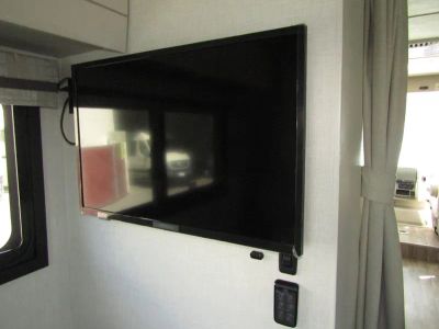 2026 Thor Motor Coach AXIS - Photo 16