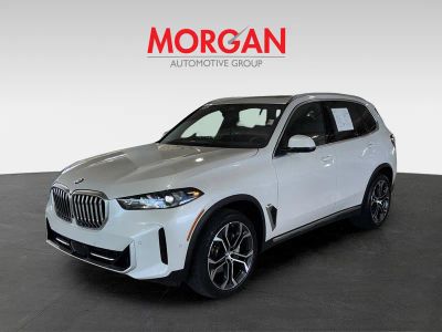 2025 BMW X5 — interior view