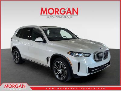 2025 BMW X5 sDrive40i in White — front three-quarter view