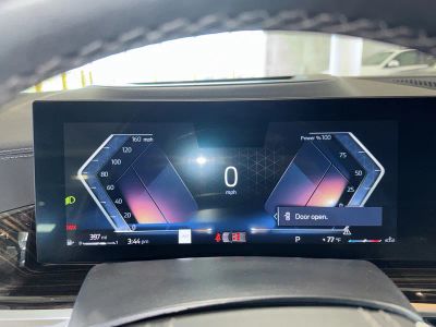2025 BMW X5 — photo 24 view