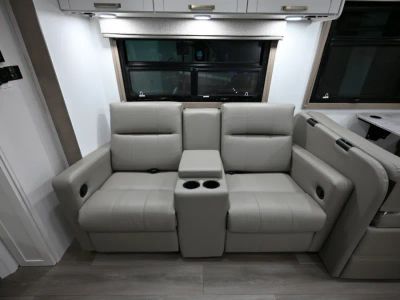 2027 Entegra ODYSSEY — photo 19 view