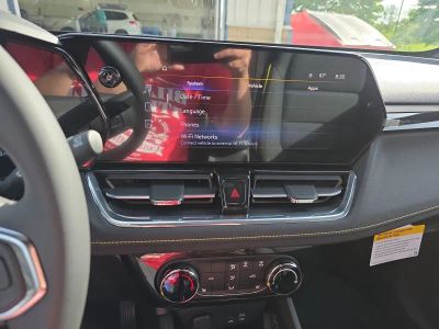 2026 Chevrolet Trailblazer — photo 11 view