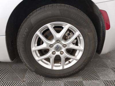 2023 Chrysler Voyager - Photo 10
