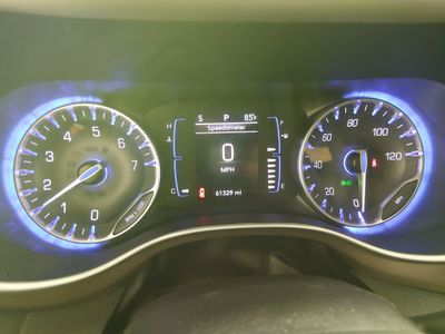 2023 Chrysler Voyager - Photo 14