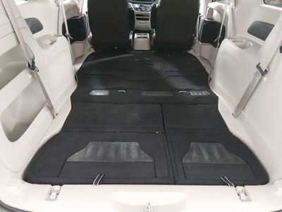 2023 Chrysler Voyager - Photo 11