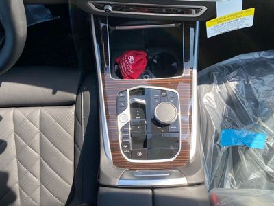 2026 BMW X5 — photo 10 view