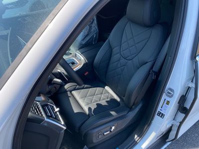 2026 BMW X5 — photo 11 view
