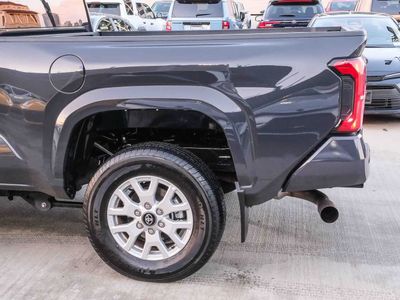 2024 Toyota Tacoma — photo 7 view