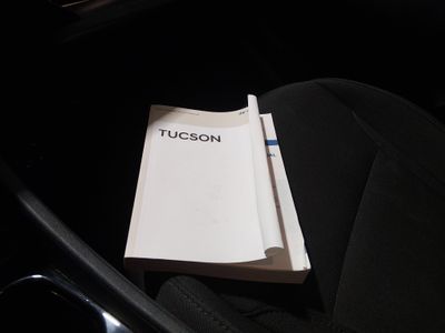 2024 Hyundai Tucson — photo 18 view