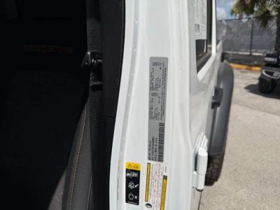 2025 Jeep Gladiator — photo 14 view