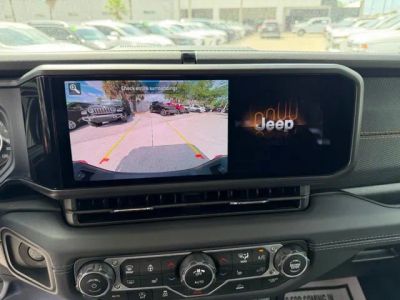 2025 Jeep Gladiator — photo 22 view