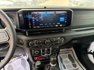 2025 Jeep Gladiator — photo 21 view
