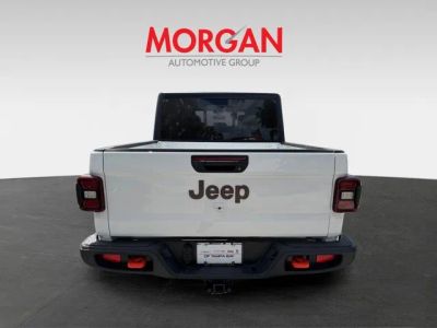 2025 Jeep Gladiator — detail view