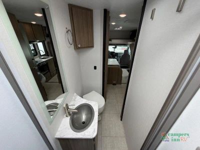 2027 Coachmen RV Freelander — photo 26 view