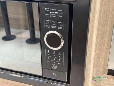 2027 Coachmen RV Freelander — photo 18 view