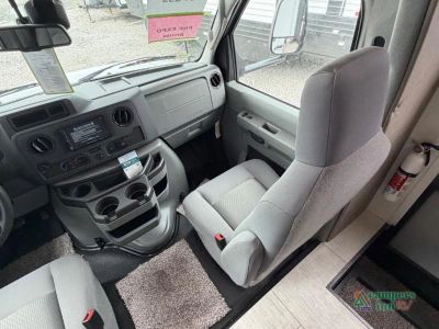 2027 Coachmen RV Freelander — photo 32 view