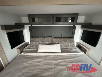 2026 Forest River RV Rockwood Signature - Photo 42