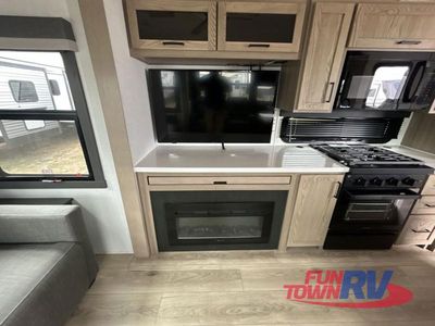 2026 Forest River RV Rockwood Signature - Photo 30