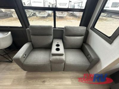 2026 Forest River RV Rockwood Signature - Photo 28
