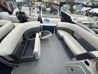 2026 Sylvan MIRAGE 8520 CRS - Photo 5