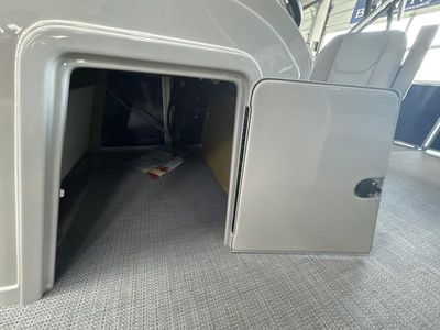 2026 Sylvan MIRAGE 8520 CRS - Photo 26