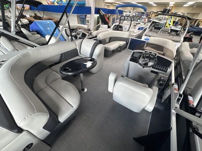 2026 Sylvan MIRAGE 8520 CRS - Photo 36