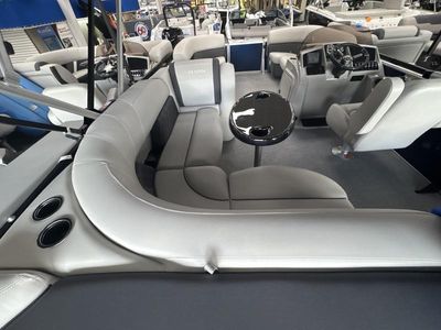 2026 Sylvan MIRAGE 8520 CRS - Photo 41