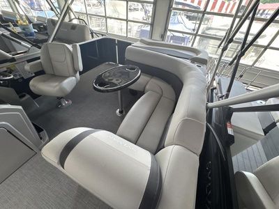 2026 Sylvan MIRAGE 8520 CRS - Photo 21