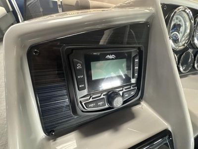 2026 Sylvan MIRAGE 8520 CRS - Photo 32