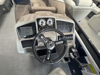 2026 Sylvan MIRAGE 8520 CRS - Photo 30