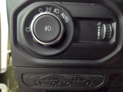 2026 Jeep Wrangler — photo 14 view