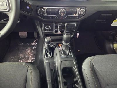 2026 Jeep Wrangler — photo 10 view