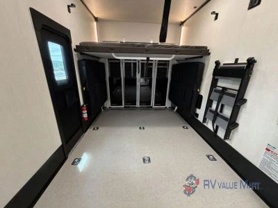 2026 Forest River RV Vengeance Rogue Armored — photo 31 view