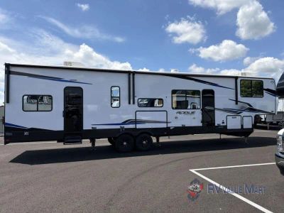 2026 Forest River RV Vengeance Rogue Armored — photo 10 view