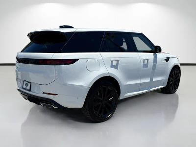 2026 Land Rover Range Rover Sport — detail view