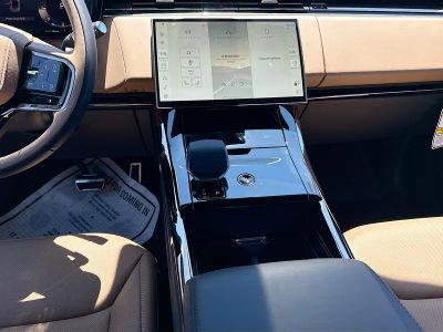 2026 Land Rover Range Rover Sport — photo 19 view